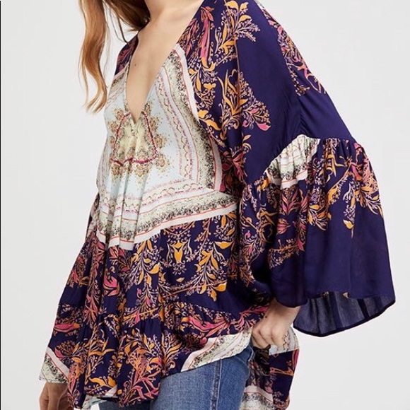 Free People Tops - ⭐️ HOST PIC ⭐️ Free people flowy bohemian top